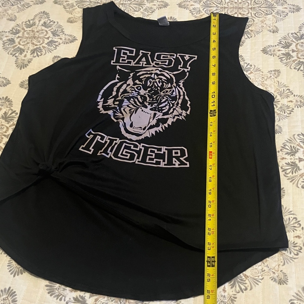 Black Easy Tiger Tank Top - Picture 5 of 5